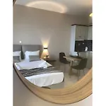 Апартаменты Sunset Premium 13 *